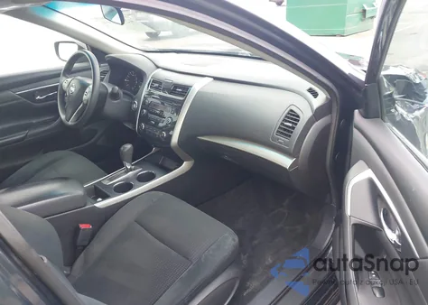 2015 Nissan Altima 2.5 S из США, поврежденный, VIN 1N4AL3AP4FN888942